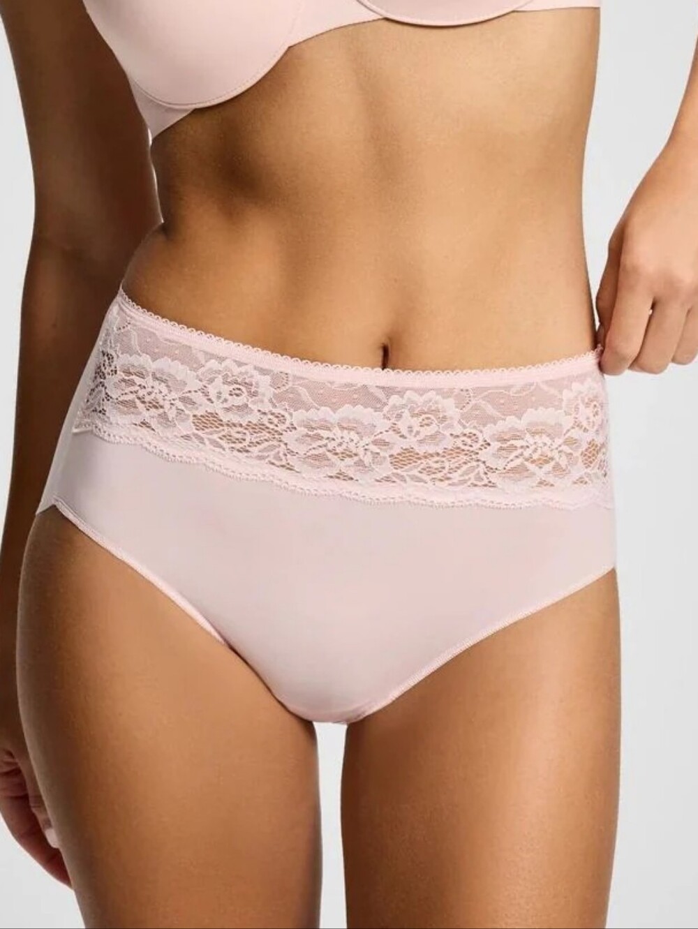 Soma Vanishing Edge Modern Brief Panty with Lace